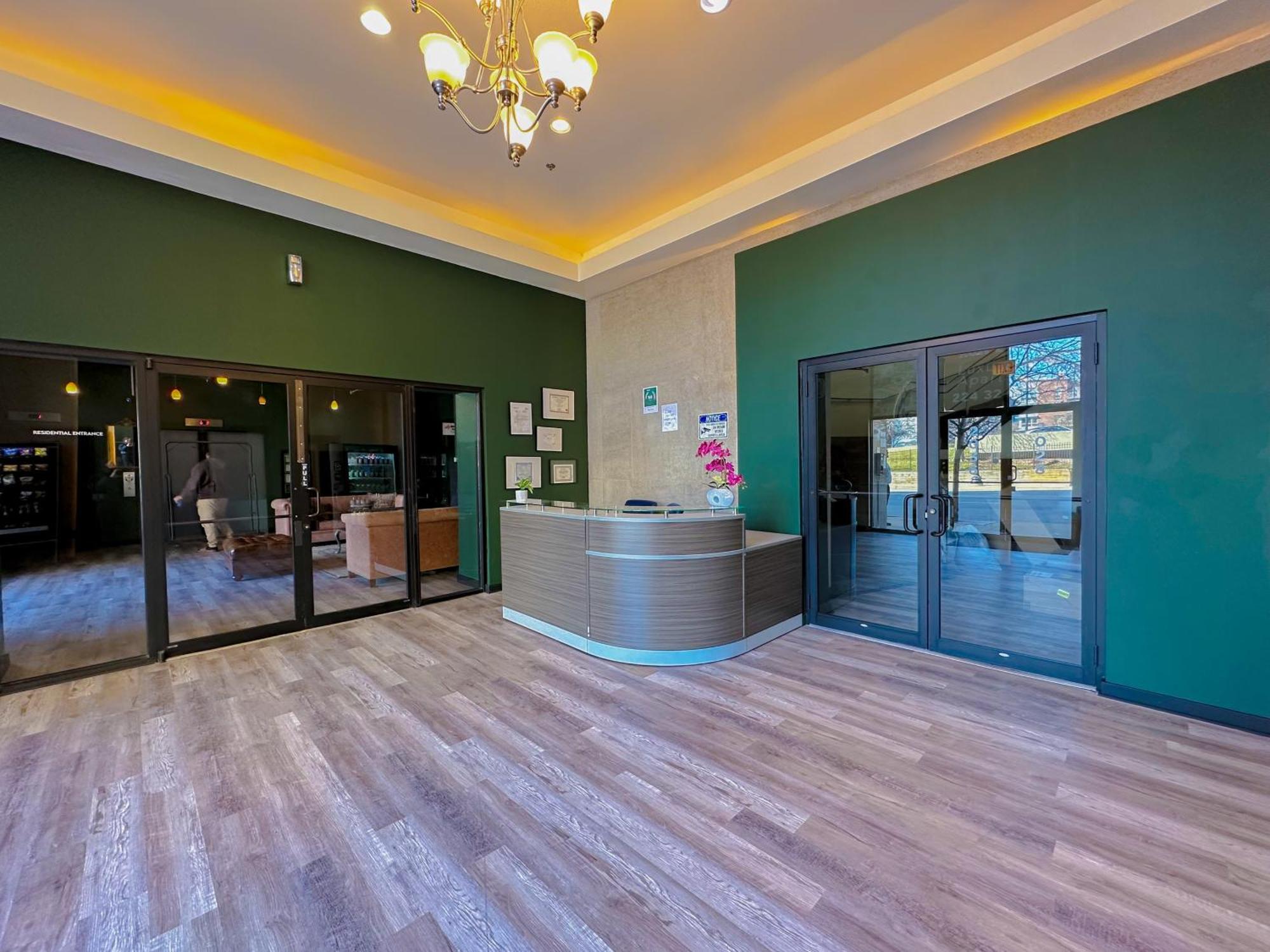 Mccormick Place Beautiful 2Br Apartment With Optional Parking Sleeps Up To 8 Near Soldier Field, Grant Park And Lakefront Trail Чикаго Екстериор снимка